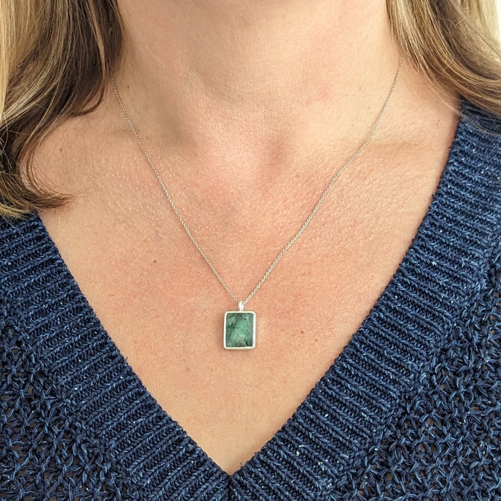 The Rectangle Emerald Necklace