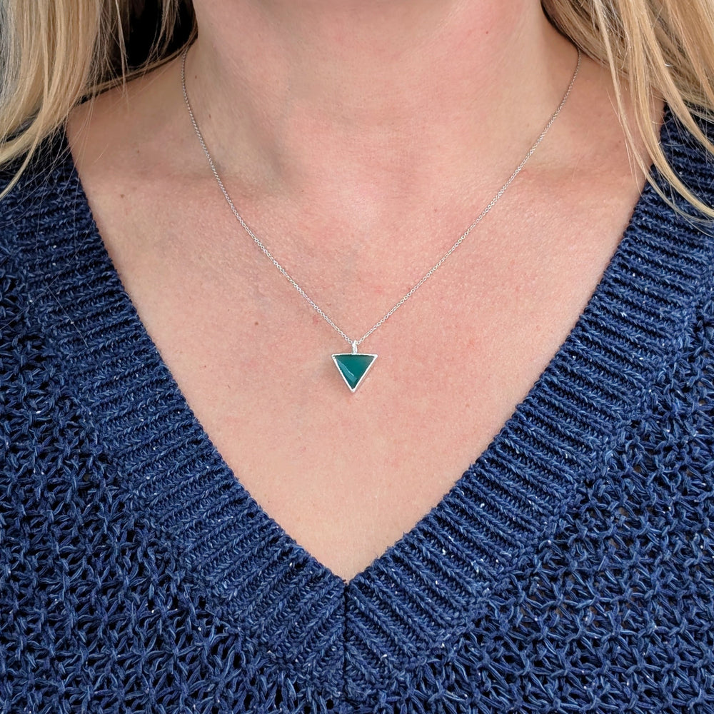 sterling silver green onyx necklace