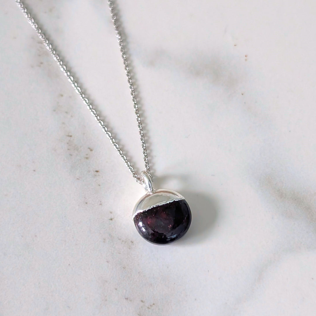 sterling silver garnet January birthstone necklace