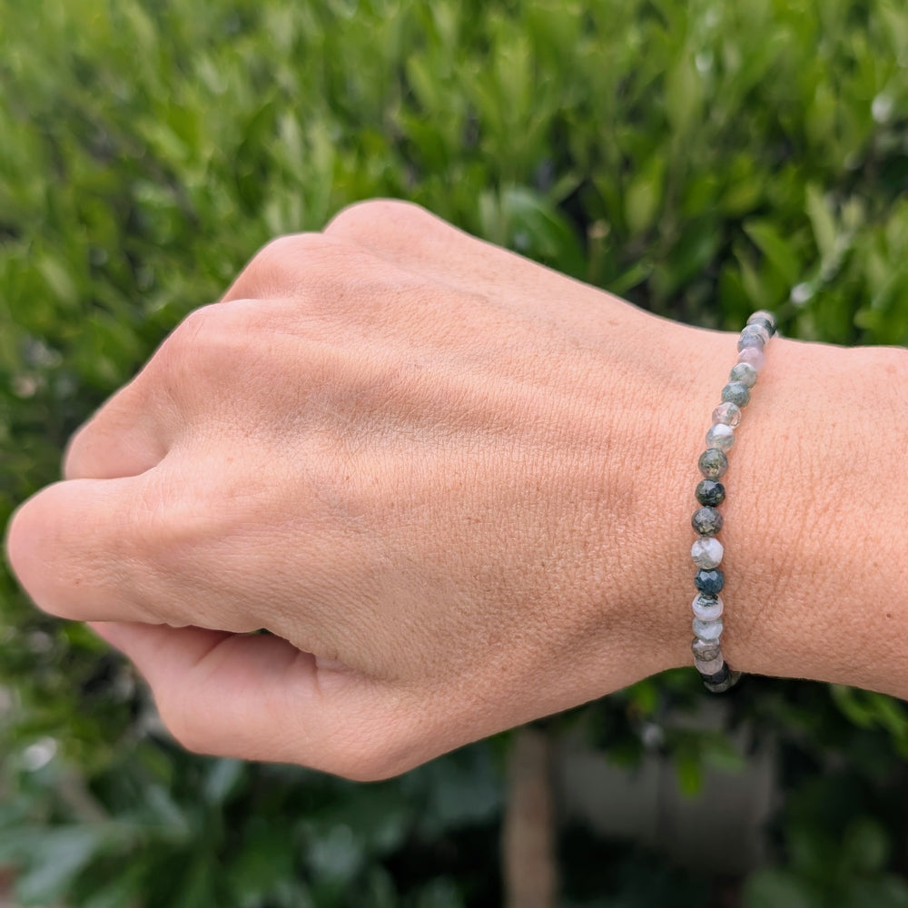 moss agate gemstone bracelet