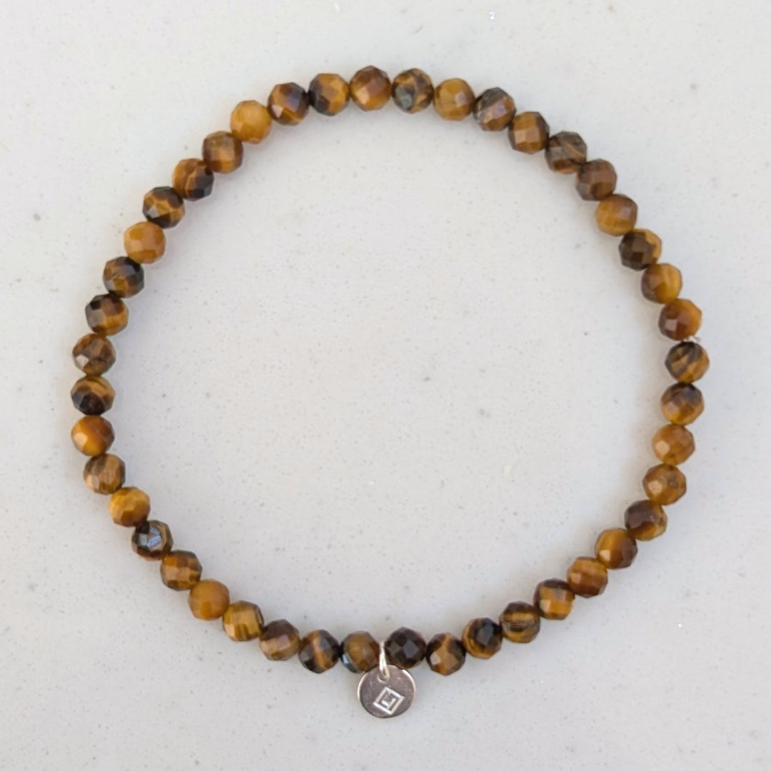 tiger's eye gemstone bracelet