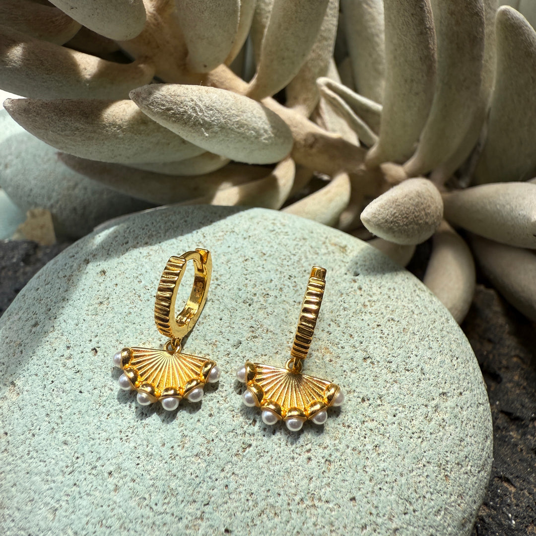 The Fan Pearl Earrings