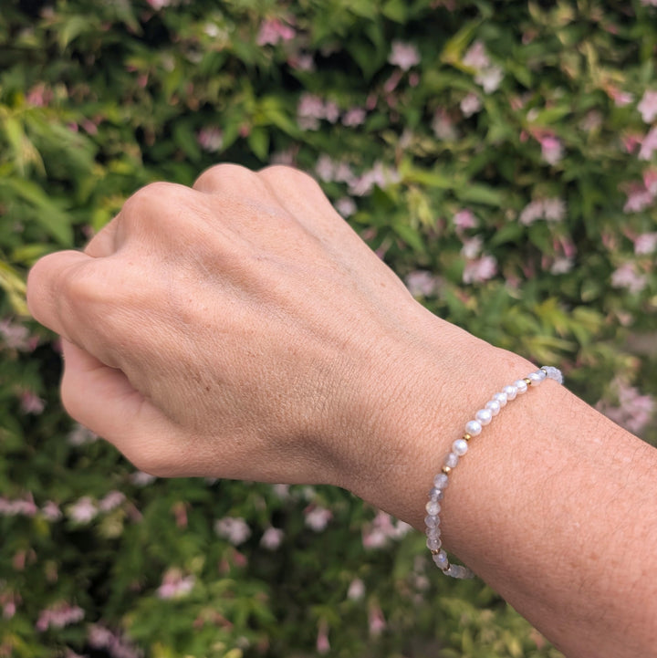 Aquamarine, labradorite and pearl Cancer zodiac gemstone bracelet 
