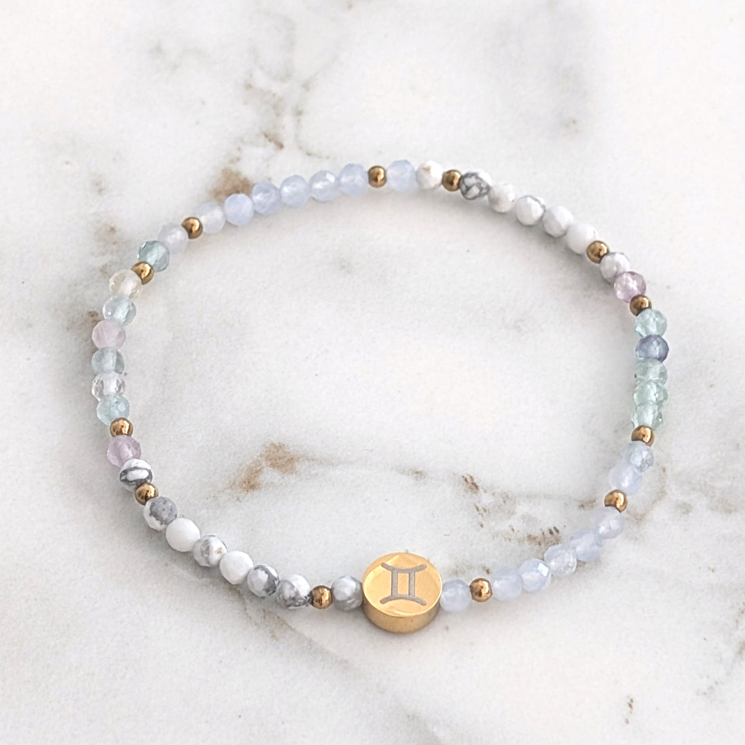 Gemini zodiac gemstone bracelet with fluorite, white howlite and blue lace agate gemstone beads.
