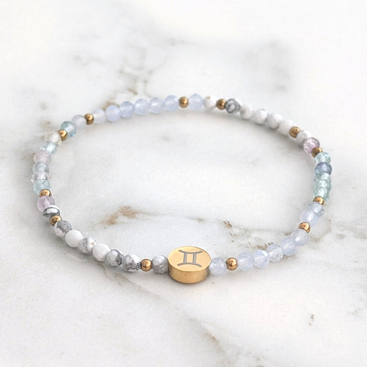 Gemini zodiac gemstone bracelet with fluorite, white howlite and blue lace agate gemstone beads.