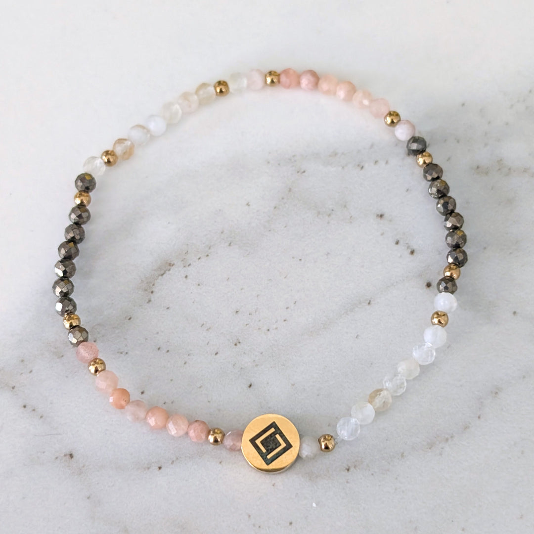 Sunstone, Citrine and Pyrite Leo Zodiac Gemstone Bracelet 