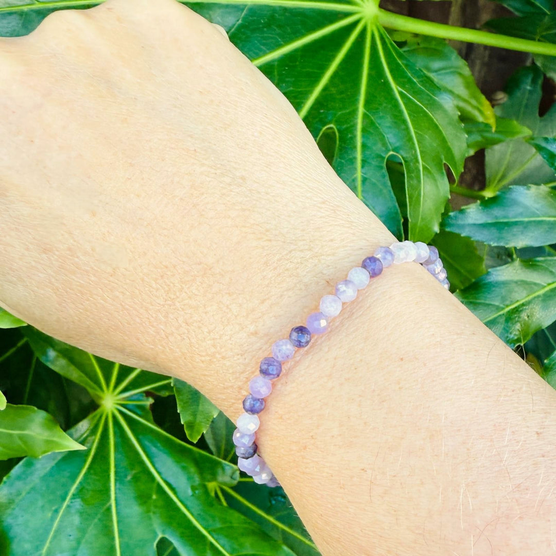 purple lepidolite gemstone bracelet 