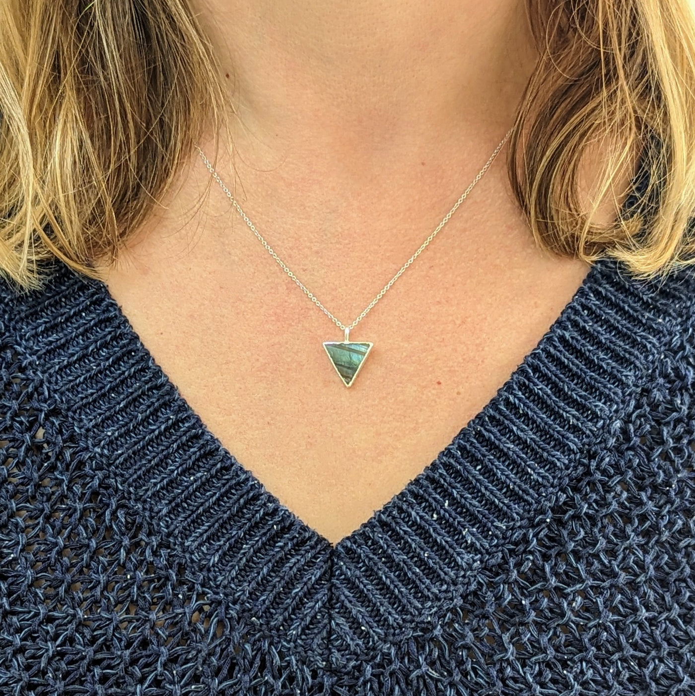 sterling silver triangular labradorite pendant necklace