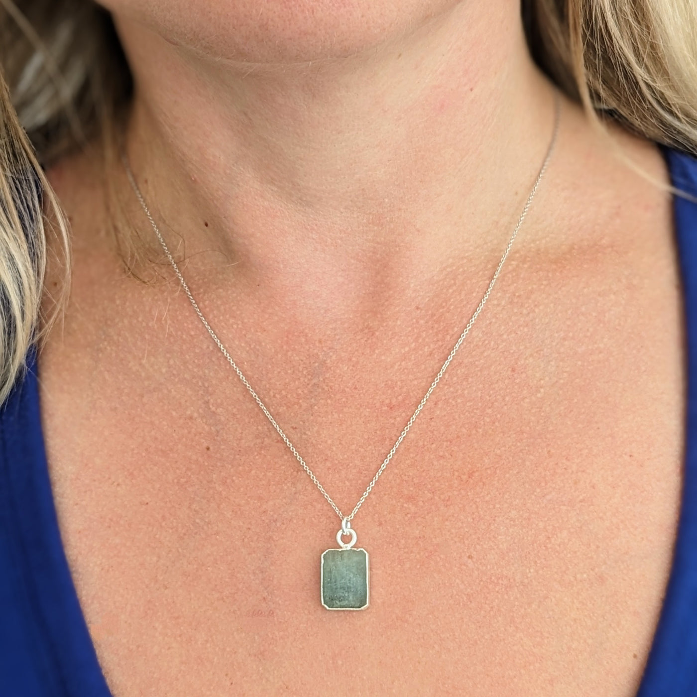 aquamarine pendant necklace