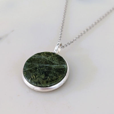 sterling silver peridot August birthstone necklace