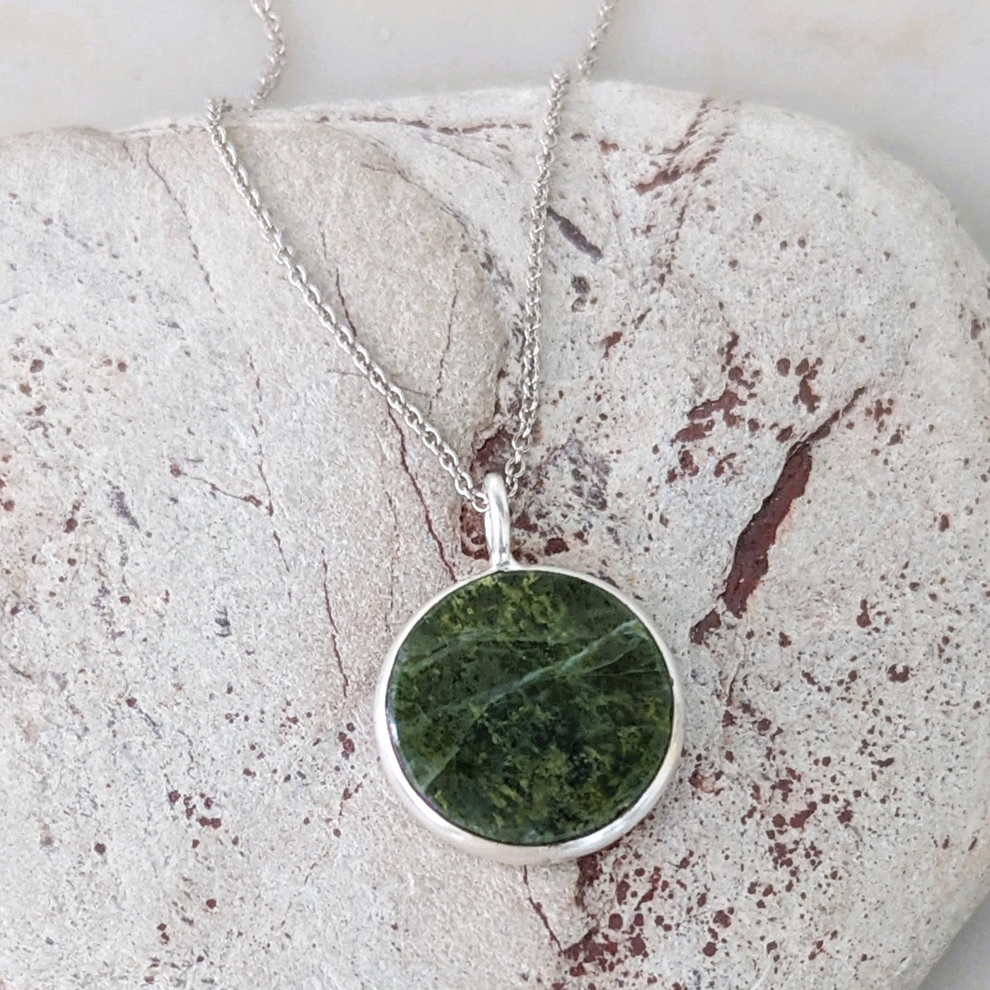 sterling silver peridot August birthstone necklace