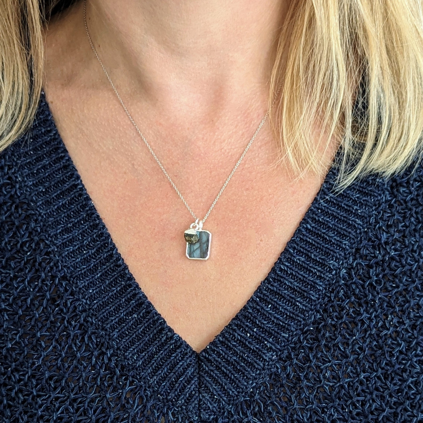 sterling silver labradorite pendant necklace