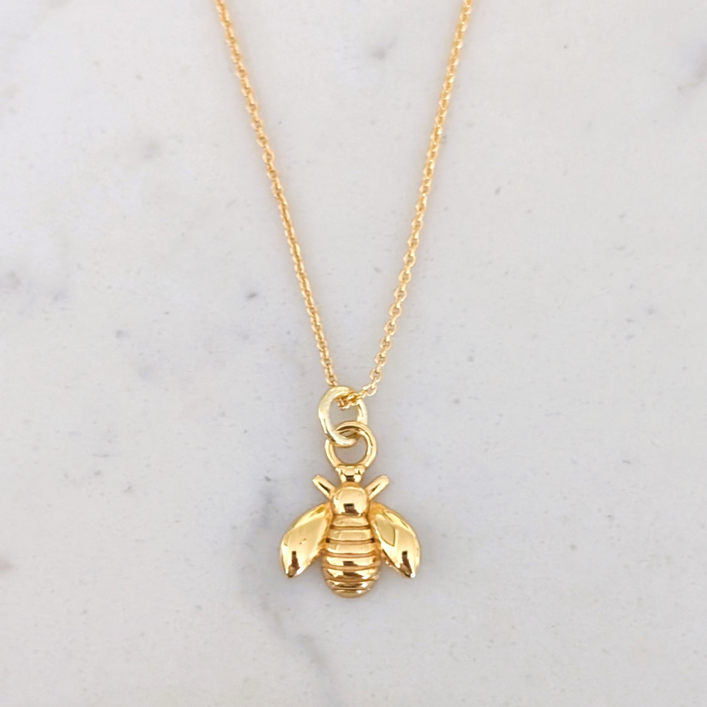 Gold plated bee charm pendant necklace