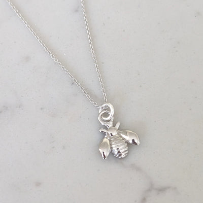 Sterling silver bee pendant necklace