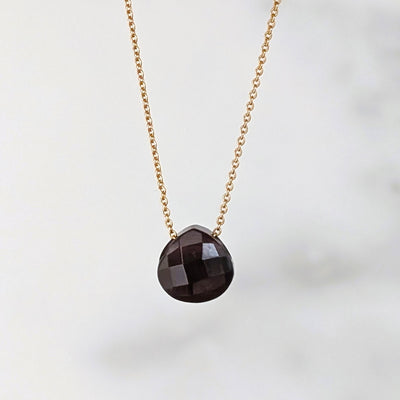 The Nuget garnet January birthstone necklace