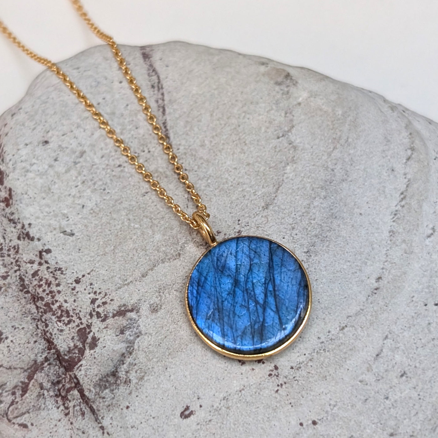 The Circle Labradorite Necklace