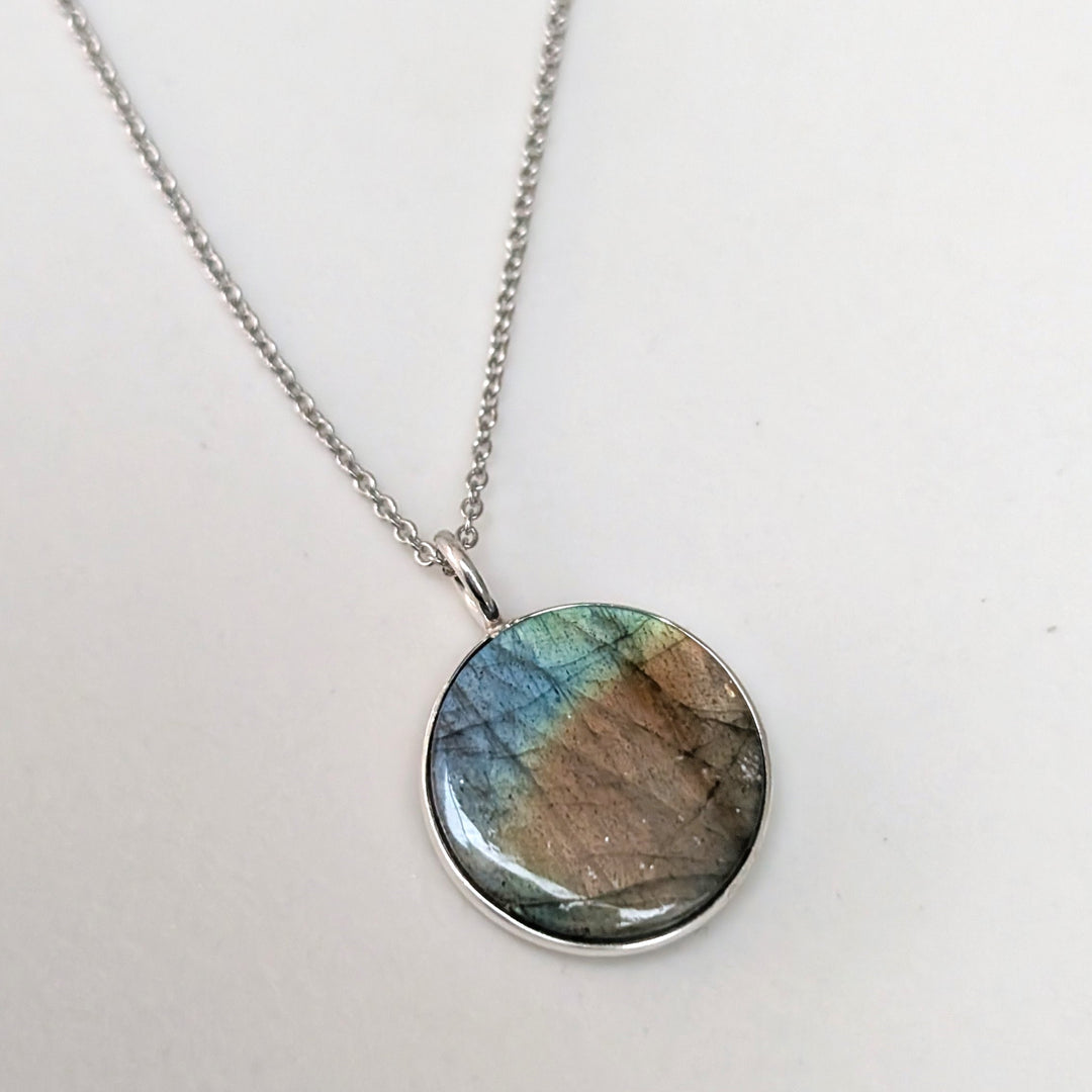 sterling silver labradorite circular pendant gemstone necklace 