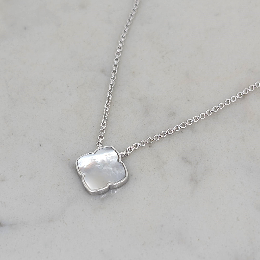 sterling silver mother of pearl lucky clover necklace 