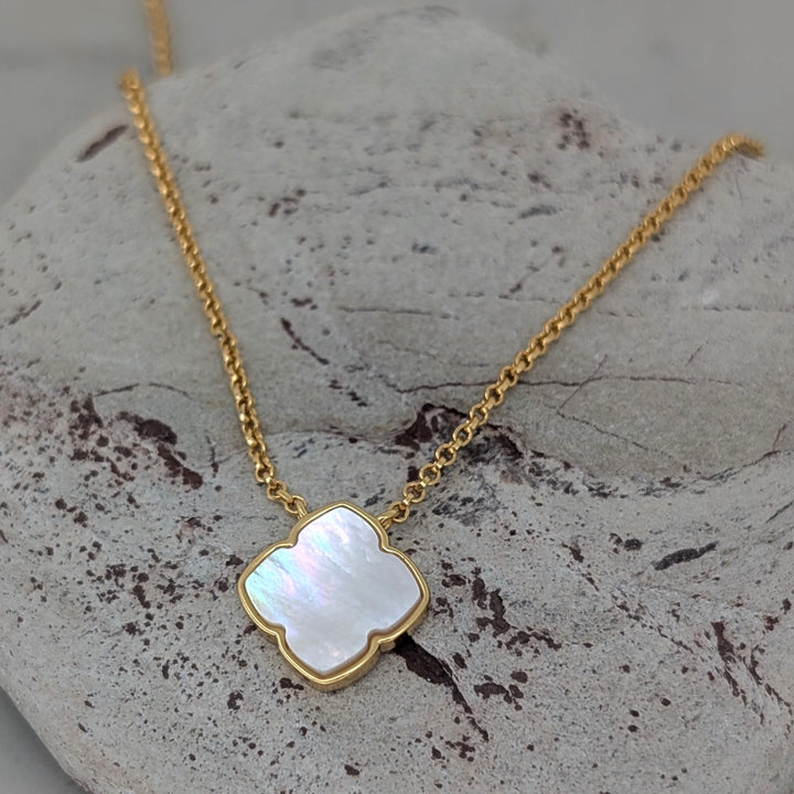 The Lucky Clover Mother of Pearl Pendant Necklace