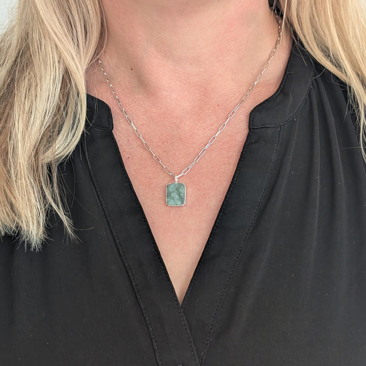 The Rectangle Emerald Necklace