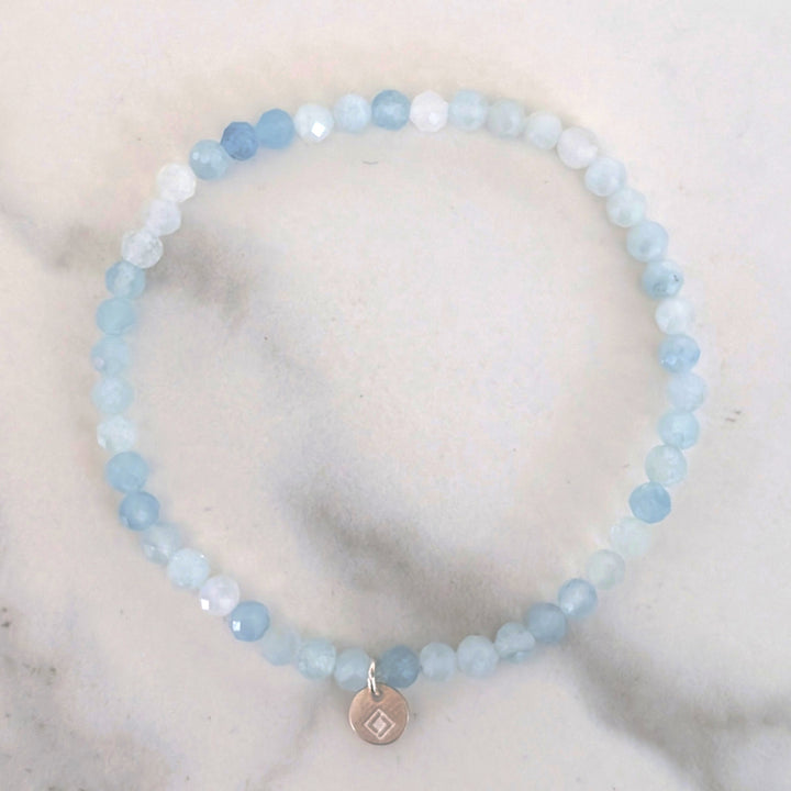 aquamarine gemstone bracelet 