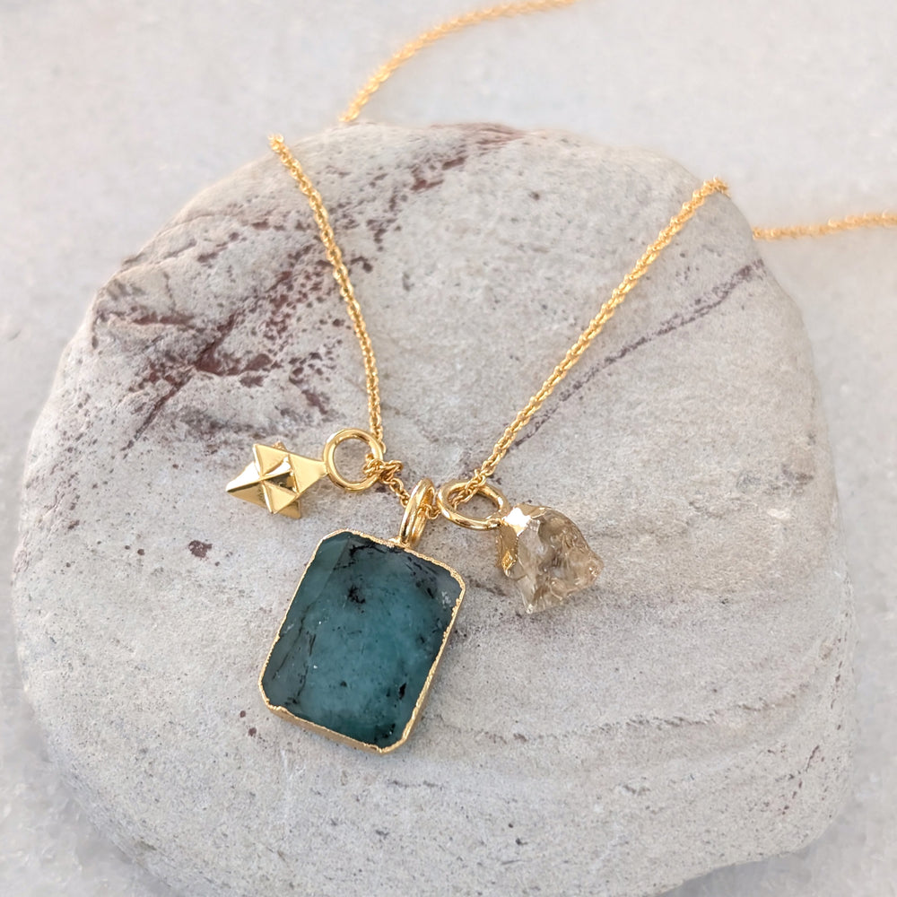 gold emerald, citrine and charm pendant necklace 