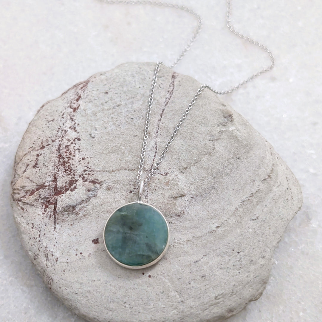 The Circle Emerald Necklace