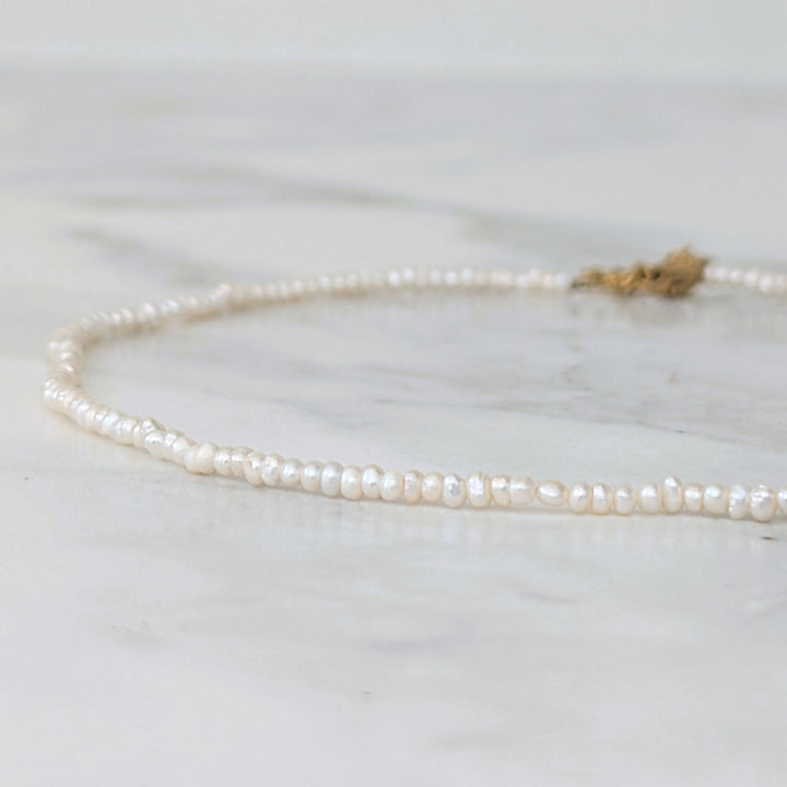 pearl skinny bead necklace