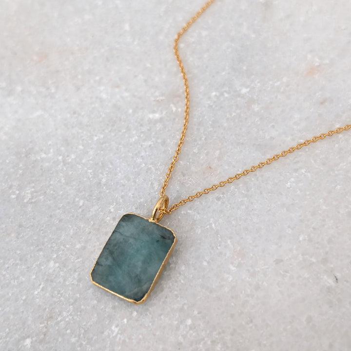 Gold rectangular Emerald pendant necklace 