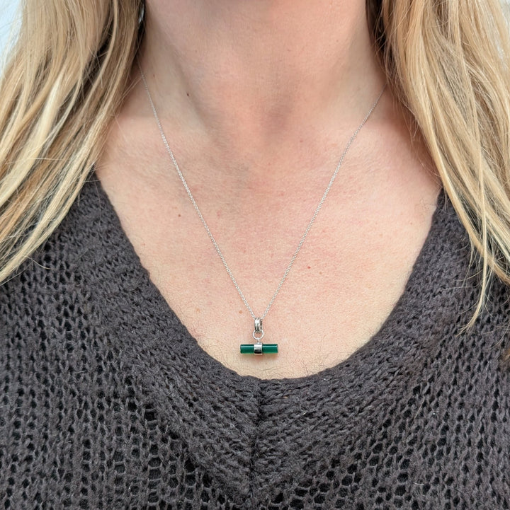 sterling silver green onyx t-bar necklace