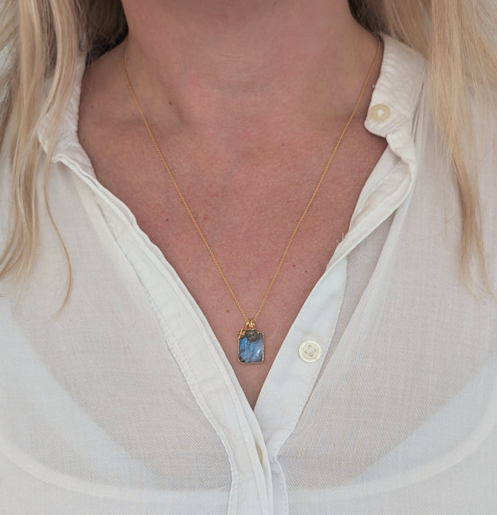 Labradorite and star charm pendant necklace 