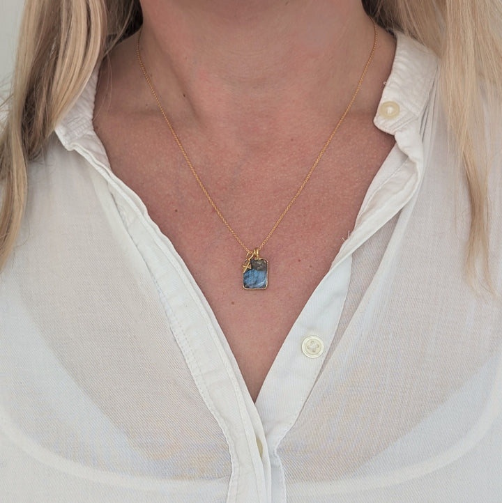 Labradorite and star charm pendant necklace 