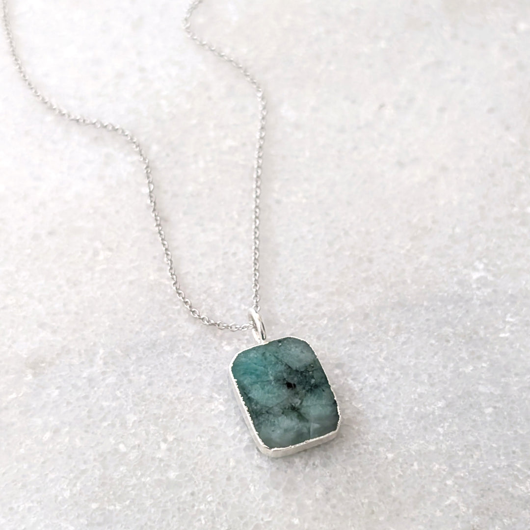 sterling silver emerald rectangular pendant necklace 