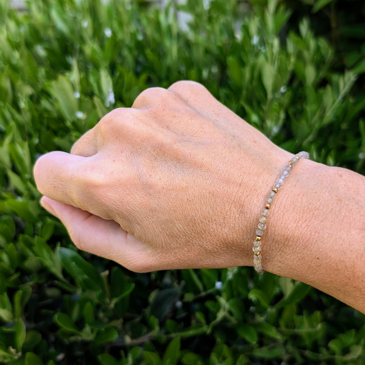 golden rutile quartz and gold bead gemstone bracelet 