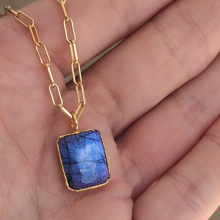 The Rectangle Labradorite Necklace