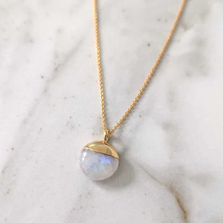 gold moonstone June birthstone pendant necklace
