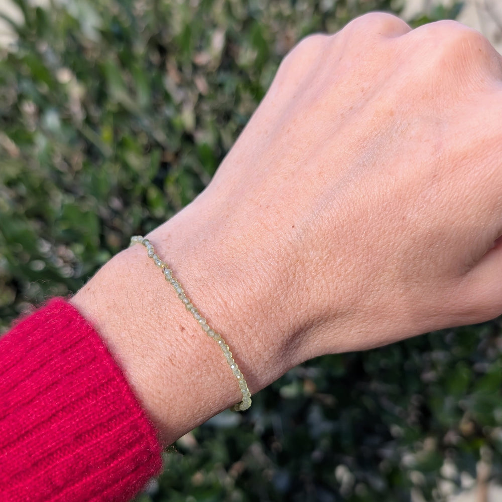 2mm faceted bead green peridot August birthstone gemstone bracelet 