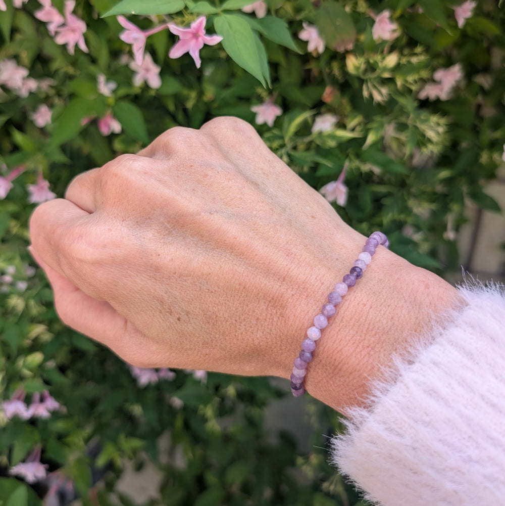 purple lepidolite gemstone bracelet 
