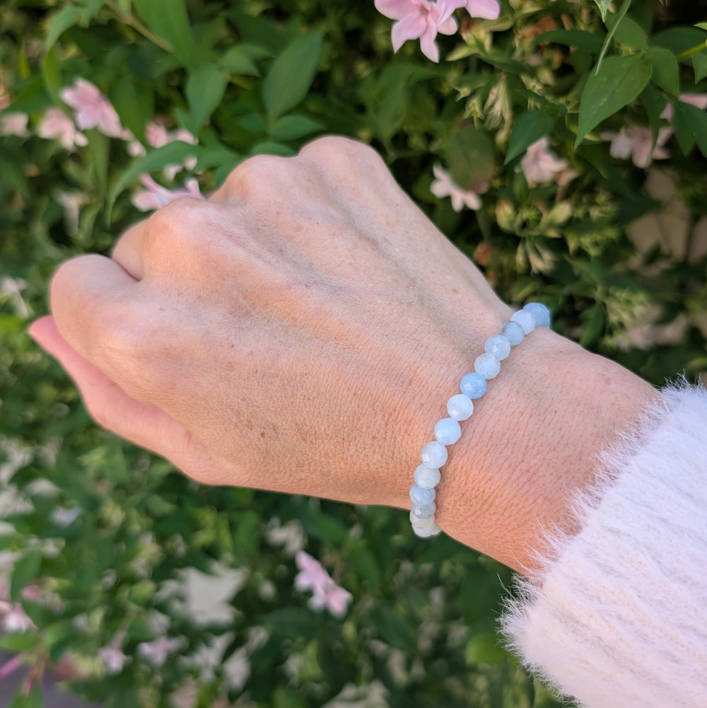 light blue aquamarine 6mm faceted bead gemstone bracelet
