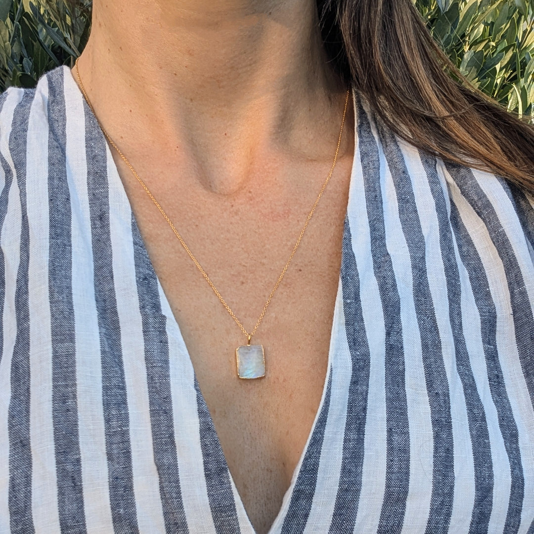 Moonstone pendant necklace