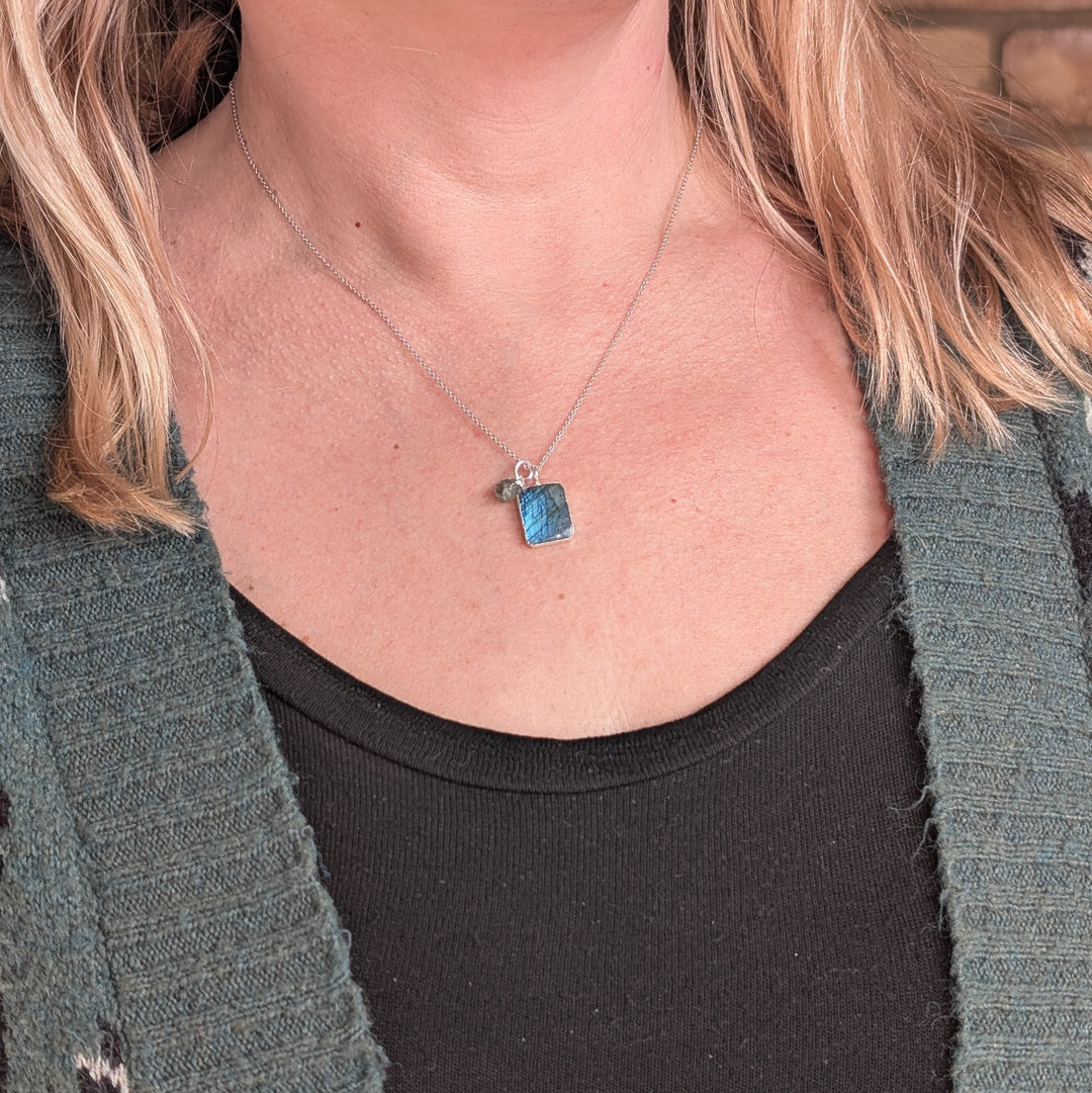 sterling silver labradorite pendant necklace 