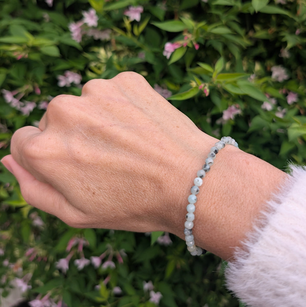 kiwi jasper gemstone bracelet