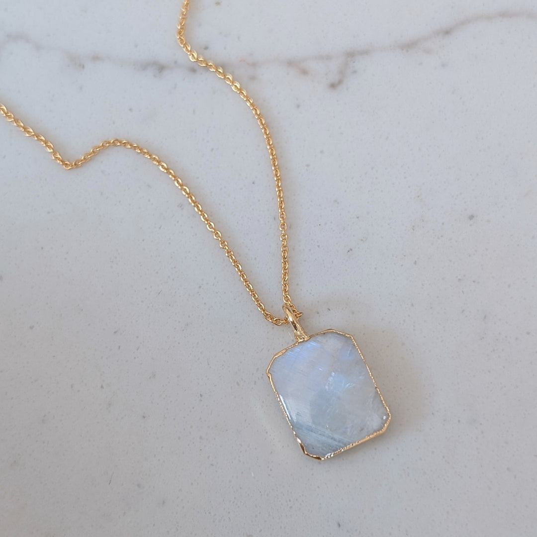 Moonstone pendant necklace