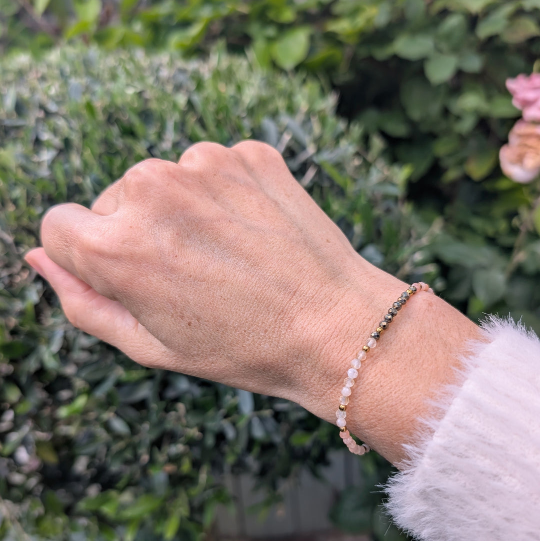 Sunstone, Citrine and Pyrite Leo Zodiac Gemstone Bracelet 