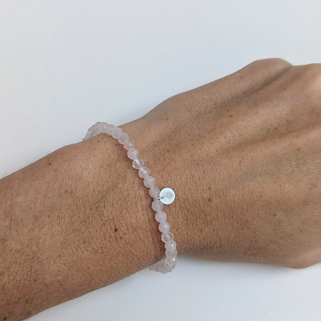rose quartz gemstone bracelet