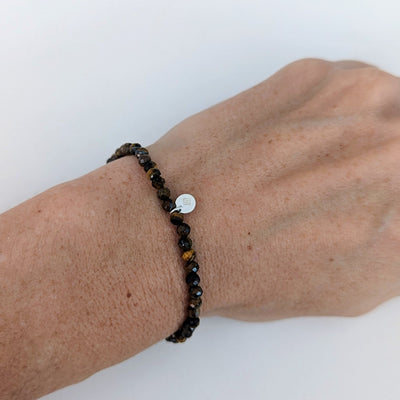 tiger's eye gemstone bracelet