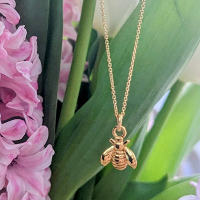 Gold plated bee charm pendant necklace